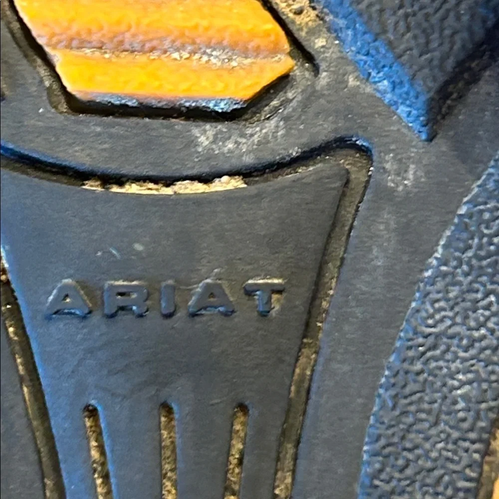 ARIAT BOYS WORKHOG PULL ON WESTERN BOOTS SZ 1